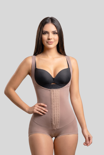 Body de niño con realce de glúteos